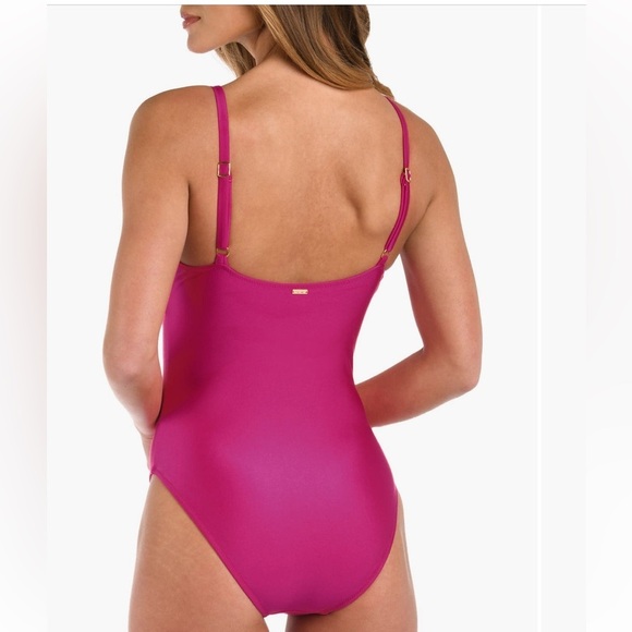 L’AGENCE Remi Shimmer One-PieceSwimsuit Fuchsia Pink - Picture 3 of 9